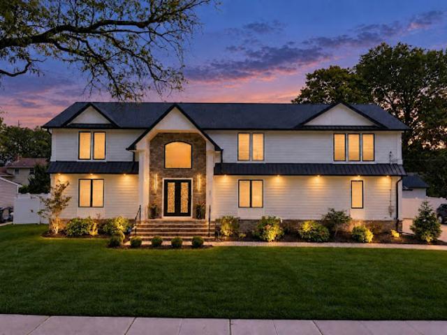 House for sale in Paramus, Bergen County
