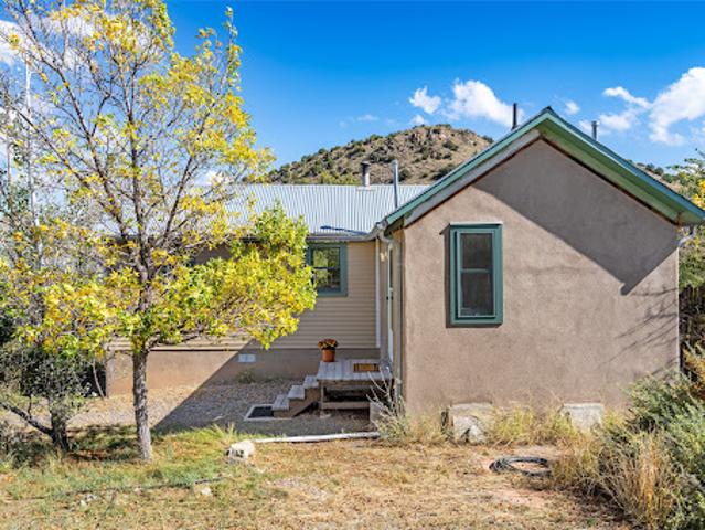 House for sale in Cerrillos, New Mexico