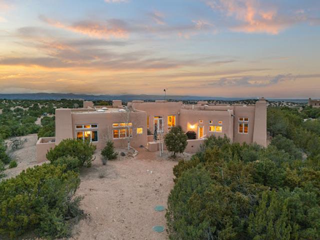 House for sale in Santa Fe, New Mexico