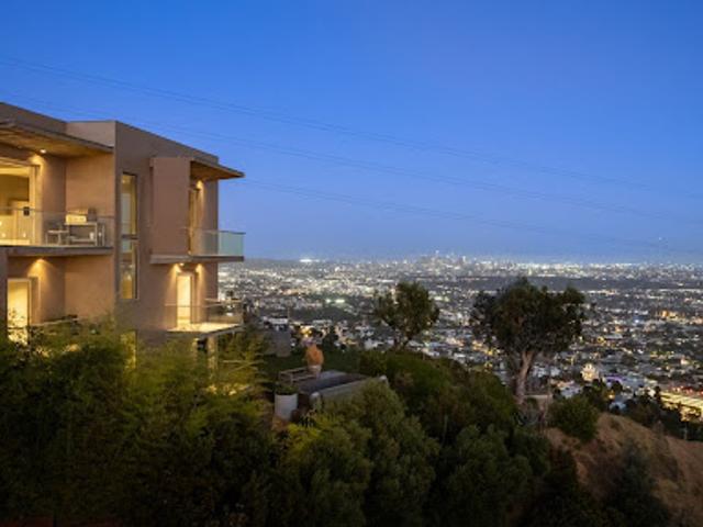 House for sale in Canoga Park, California