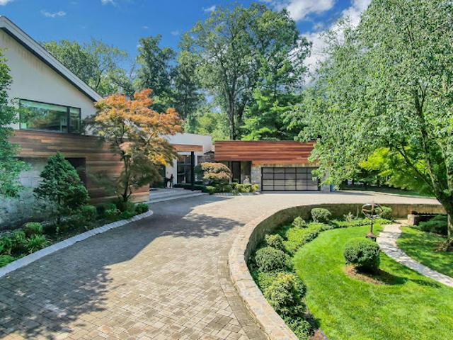 House for sale in Alpine, New Jersey