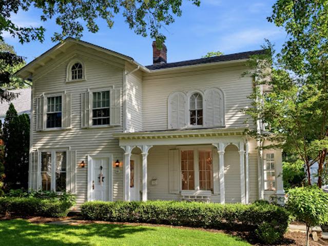 House for sale in Huntington, New York