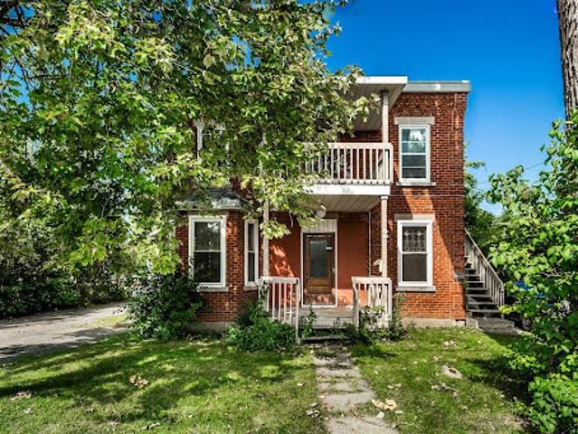 House for sale in Châteauguay House for sale in Châteauguay