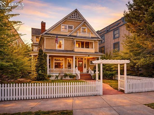 House for sale in Colorado Springs, Colorado