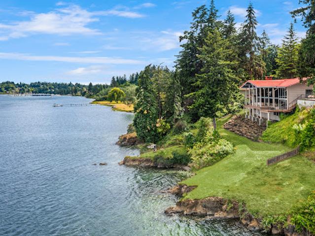 House for sale in Belfair, Washington
