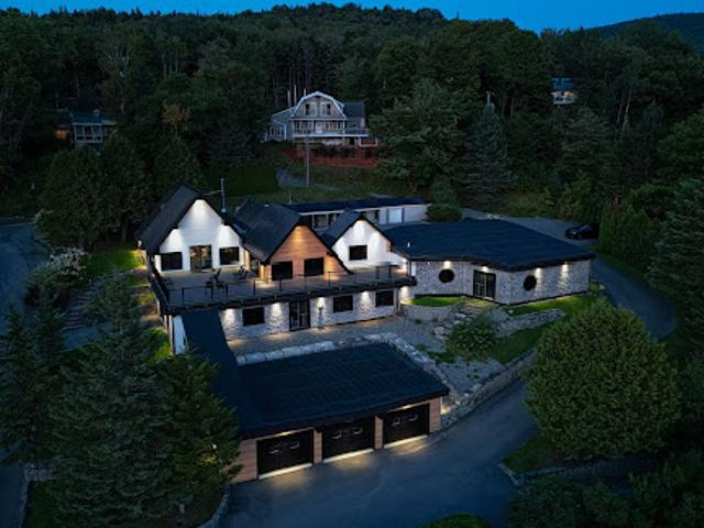 House for sale in Lac-beauport, Quebec