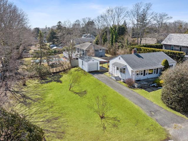 House for sale in Wainscott, New York