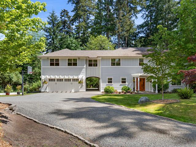 House for sale in Bainbridge Island, Washington