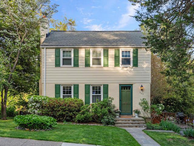 House for sale in Arlington, Northampton County