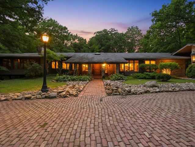 House for sale in Crete, Illinois