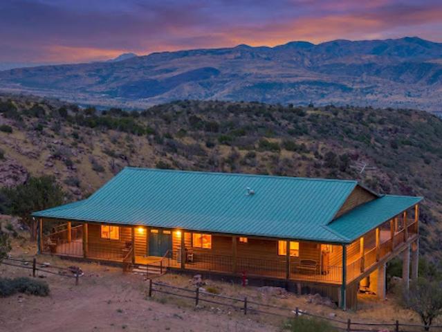 House for sale in Cave Creek, Arizona