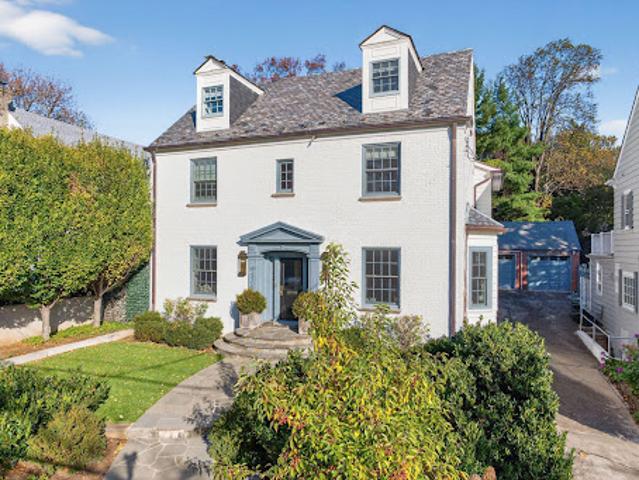 House for sale in Washington, Washington DC