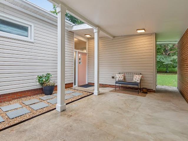 House for sale in Williamsburg, Virginia