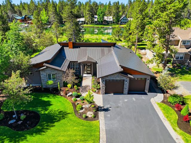 House for sale in Oregonia