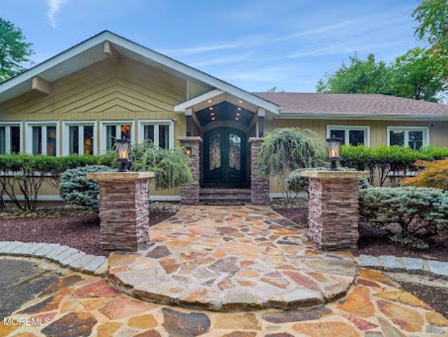 House for sale in Lincroft, Middletown Township