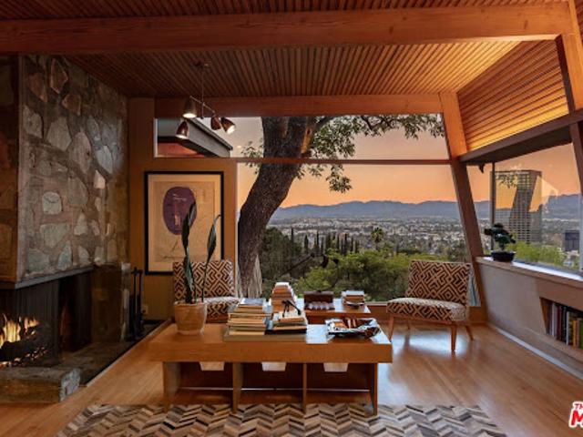House for sale in Canoga Park, California