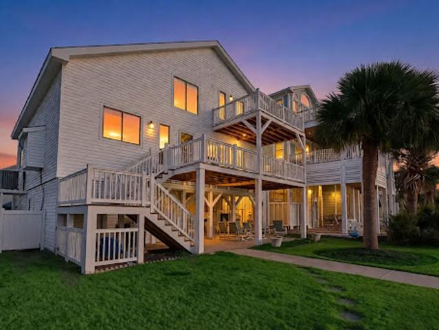 House for sale in Ocean Isle Beach, North Carolina
