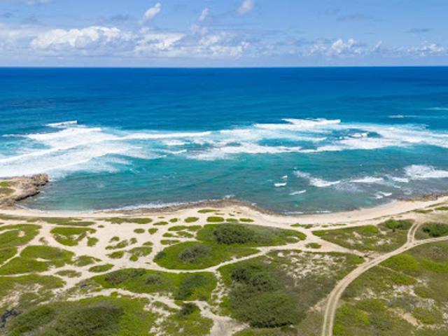 House for sale in Kahuku, Honolulu County
