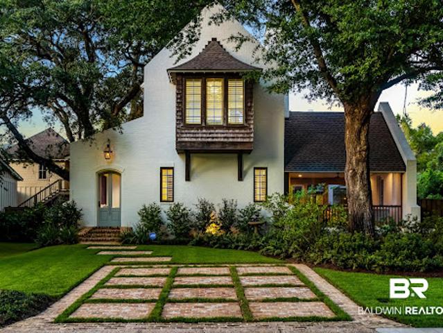 House for sale in Fairhope, Alabama
