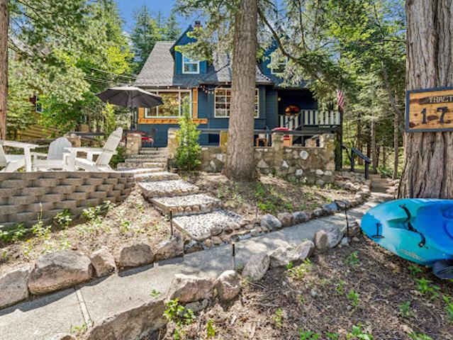 House for sale in Cedar Glen, California