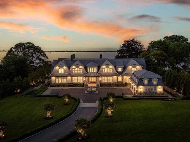 House for sale in Centereach, New York