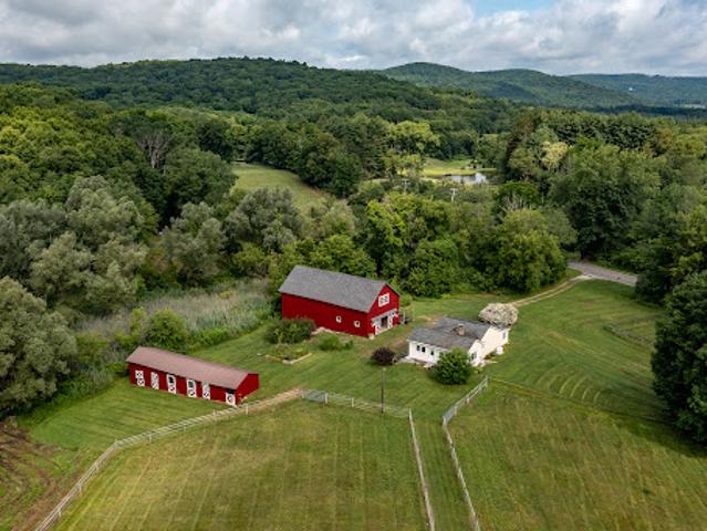 House for sale in Gaylordsville, Connecticut