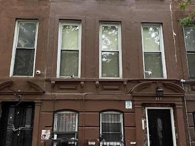 House for sale in New York, Arverne