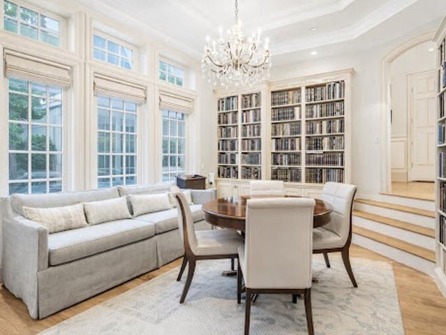House for sale in New York, Arverne