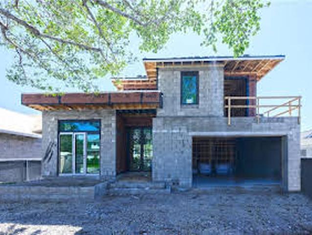 House for sale in Naples