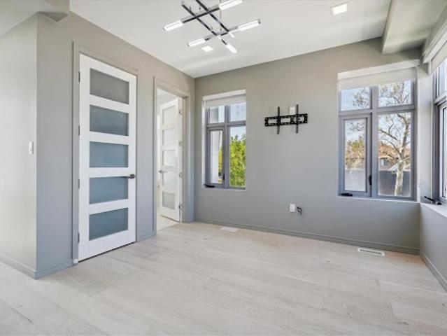 House for sale in Ancaster, Ontario