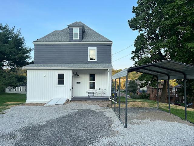 House for sale in Beaver, Pennsylvania
