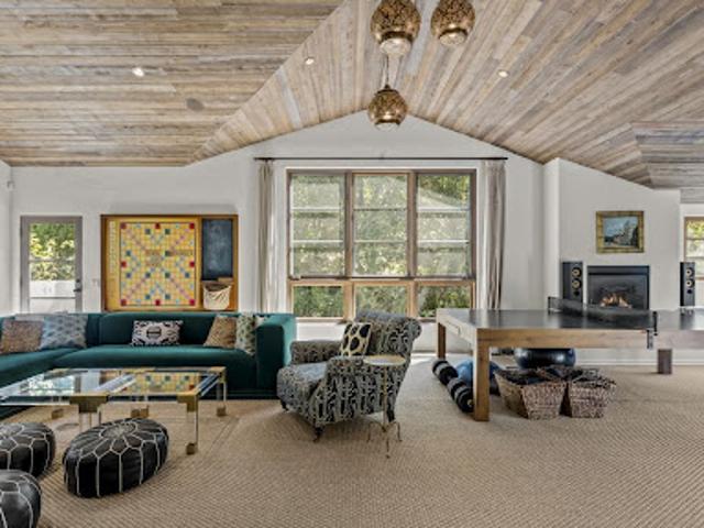 House for sale in Studio City Neighborhood Council District, Canoga Park