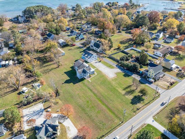 House for sale in Tilghman, Maryland