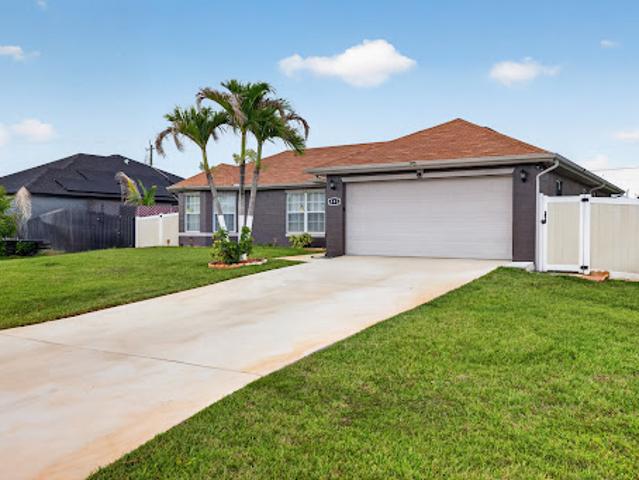 House for sale in Port Saint Lucie, Florida