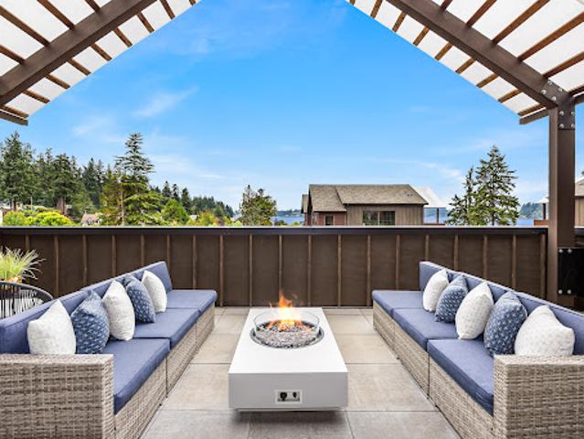 House for sale in Bainbridge Island, Washington