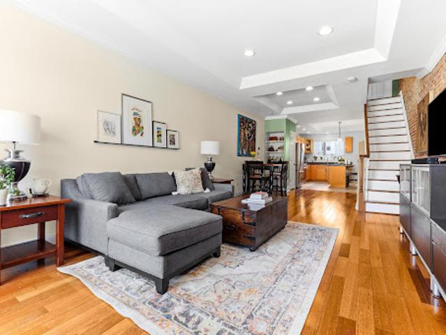 House for sale in Gibsonton, Maryland