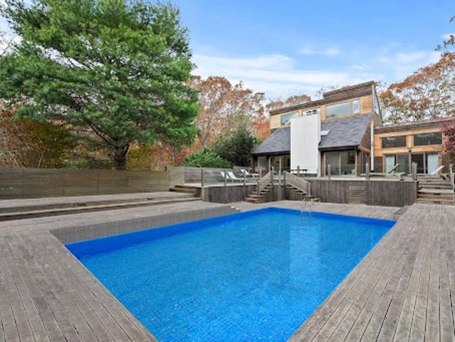 House for sale in Wainscott, New York