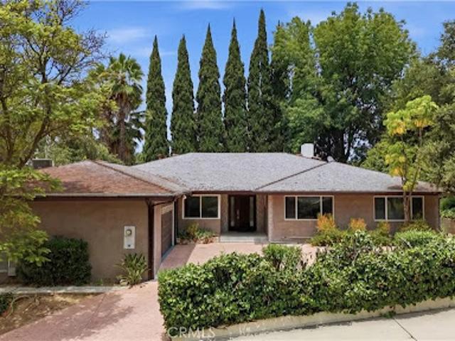 House for sale in Sherman Oaks Neighborhood Council District, Canoga Park