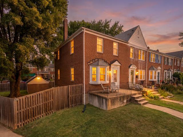 House for sale in Gibsonton, Maryland