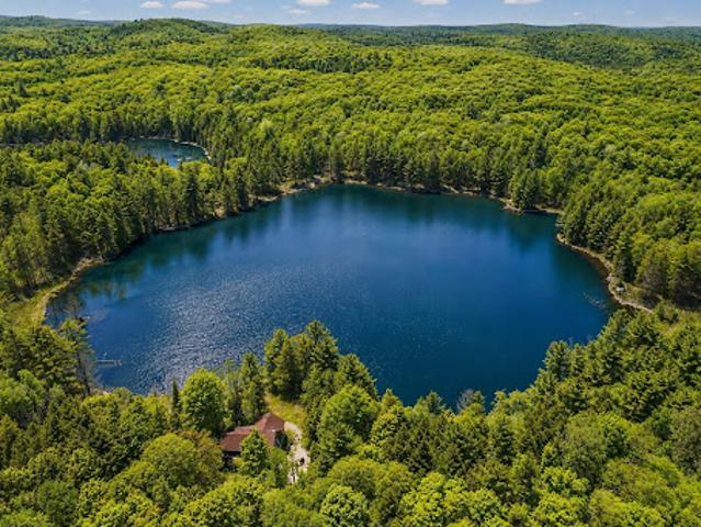 House for sale in Les Collines-de-l'outaouais, Quebec