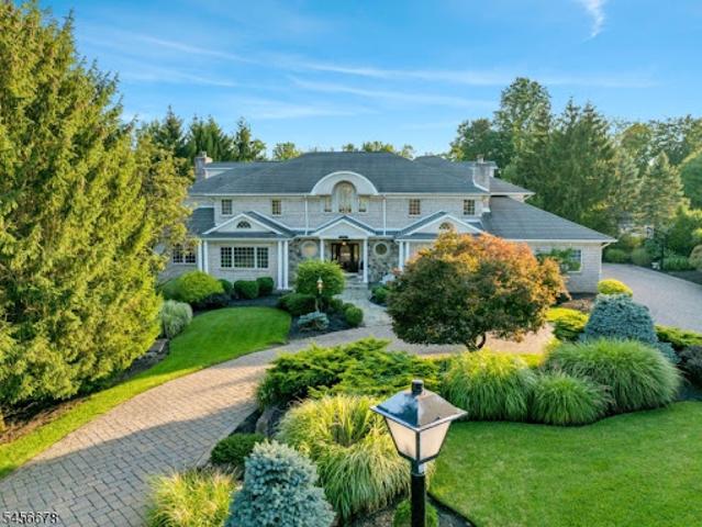 House for sale in Caldwell, New Jersey