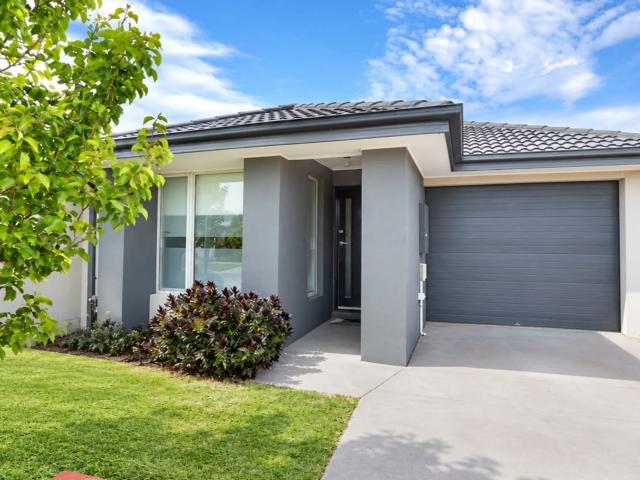 House for rent in Warralily Promenade, Geelong
