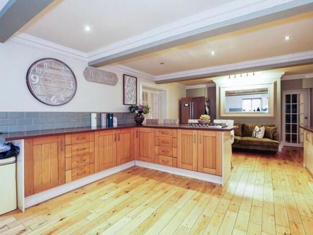 House for sale in Armitage Bridge, West Yorkshire