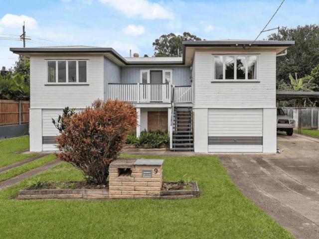 House for rent in Arana Hills, Greater Brisbane