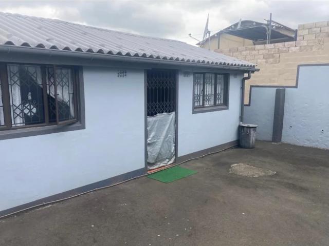 House for sale in Queensburgh, Kwazulu-natal