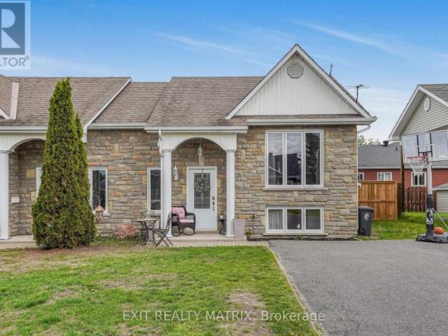 House for sale in Alfred And Plantagenet, Ontario
