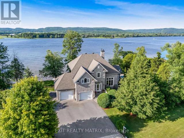 House for sale in Alfred And Plantagenet, Ontario