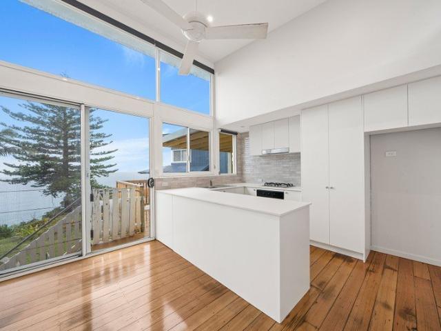 House for rent in Wollongong West, New South Wales