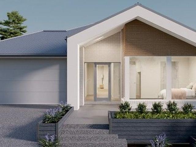 Cottage for sale in Warragul, Victoria