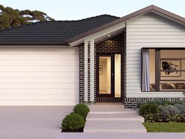 House And Land for sale in Officer